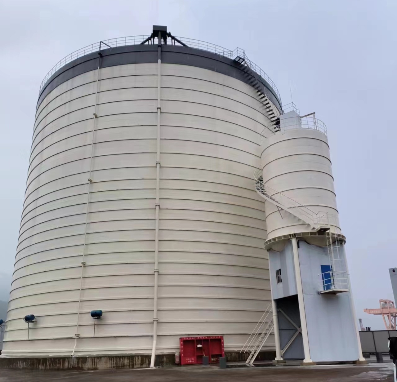 谢通门10万吨水泥钢板库